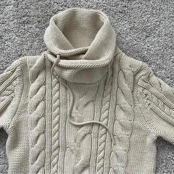 L.L. Bean Beige Cable Knit Turtleneck Sweater - Picture 3 of 15